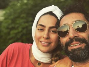 سمانه پاکدل بدون آرایش در کنار همسرش