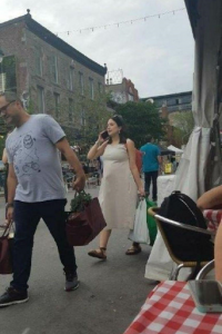 نگار جواهریان در خیابان های کانادا در دوران بارداری