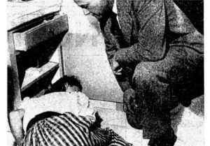 عکس سیاه و سفید جنازه کارول لندیس در خانه اش - خودکشی بازیگران