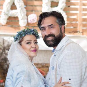 بهاره رهنما و همسرش در روز عروسیشان با لباس سفید