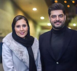 تیپ مشکی سام درخشانی در کنار همسرش عسل امیرپور