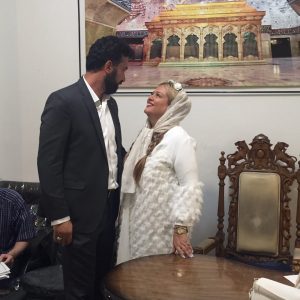 بهاره رهنما و همسرش در روز عقدشان در محضر