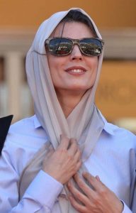 لیلا حاتمی از بازیگران زن ایرانی با عینک دودی