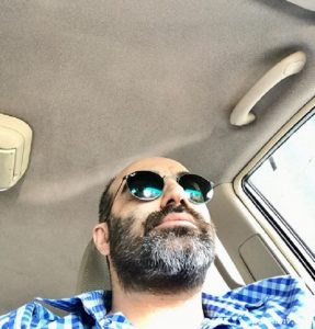 محسن تنابنده از بازیگران مرد ایرانی با عینک