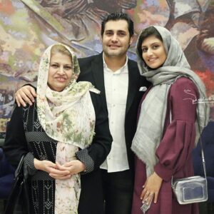 امیمحمد زند و خواهر و مادرش