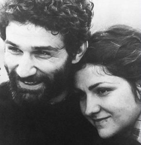 عکس قبل از انقلاب گلاب آدینه و همسرش