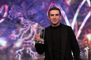 هوتن شکیبا برنده سیمرغ بهترین بازیگر مرد در جشنواره فجر