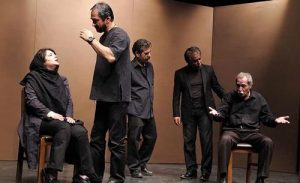 نمایشنامه‌خوانی اژدهاک در سانفرانسیسکو با حضور بهرام بیضایی
