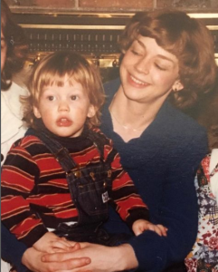 عکس کریس پرت و مادرش