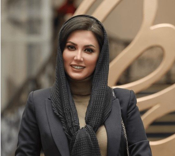 سمیرا حسینی در سریال عقرب عاشق