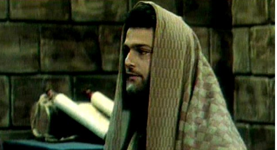 حسین یاری در نمایی از سریال مریم مقدس