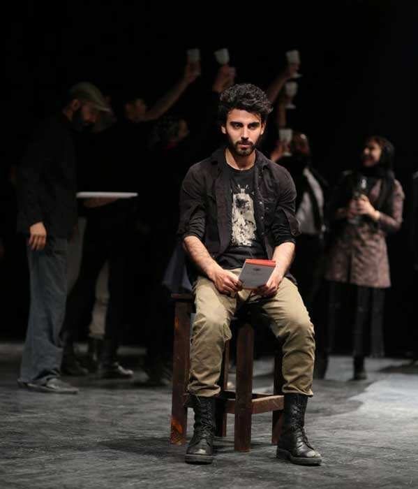 محمد صادقی در نمایش مفیستو