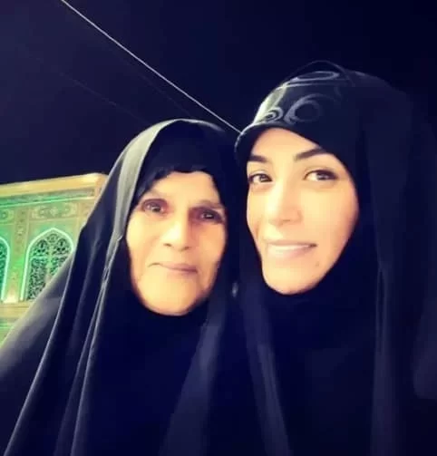 الهام چرخنده در آغوش مادر شوهر عراقی اش